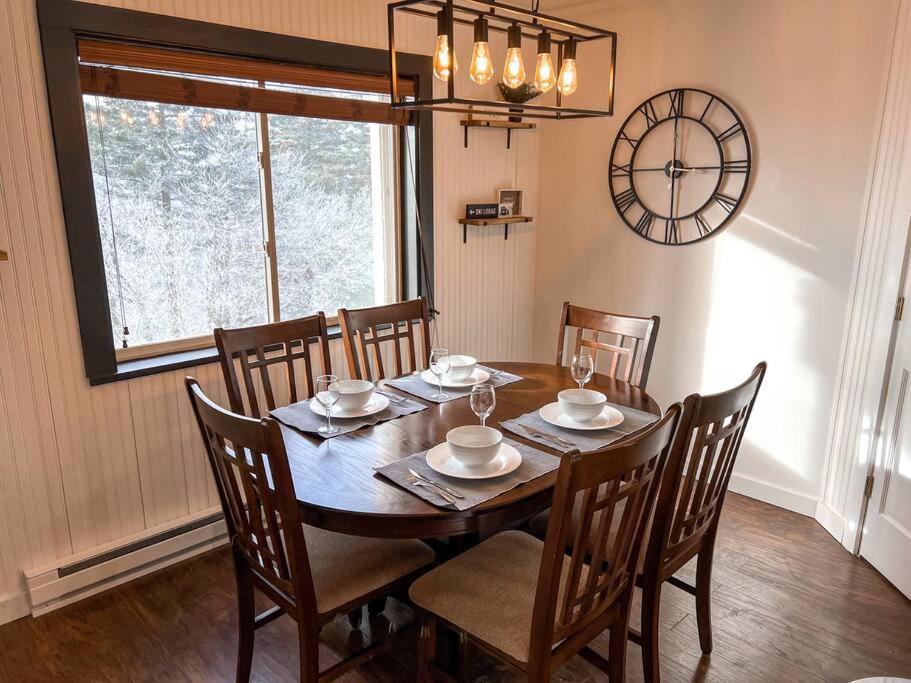 202D Summit - COMPLETELY Remodeled Modern Condo in Summit! Snowshoe Exterior foto