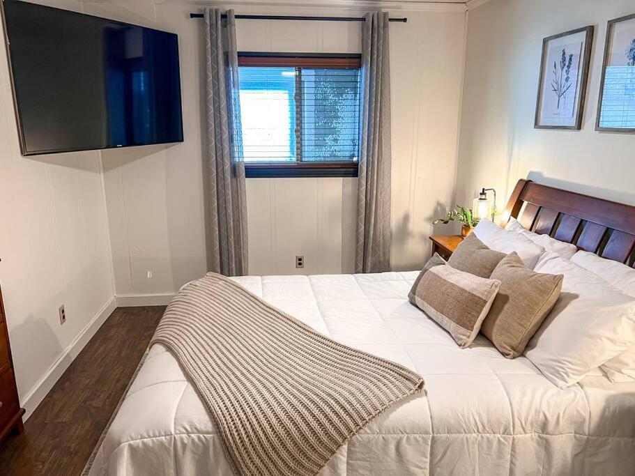 202D Summit - COMPLETELY Remodeled Modern Condo in Summit! Snowshoe Exterior foto